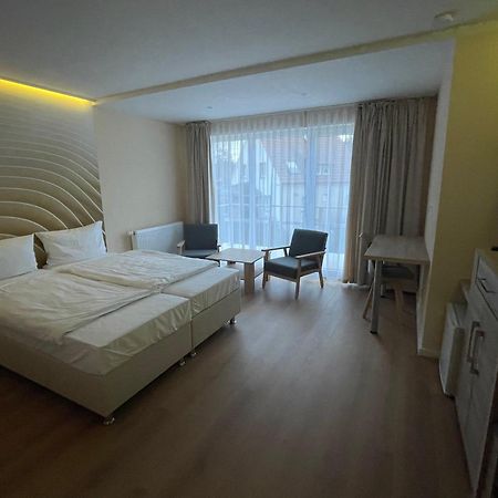 Hotel Andrea Crailsheim Luaran gambar