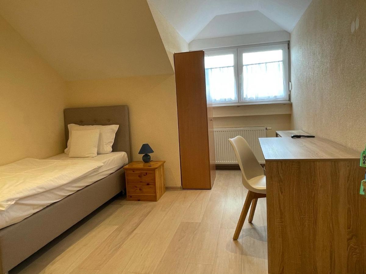 Hotel Andrea Crailsheim Luaran gambar