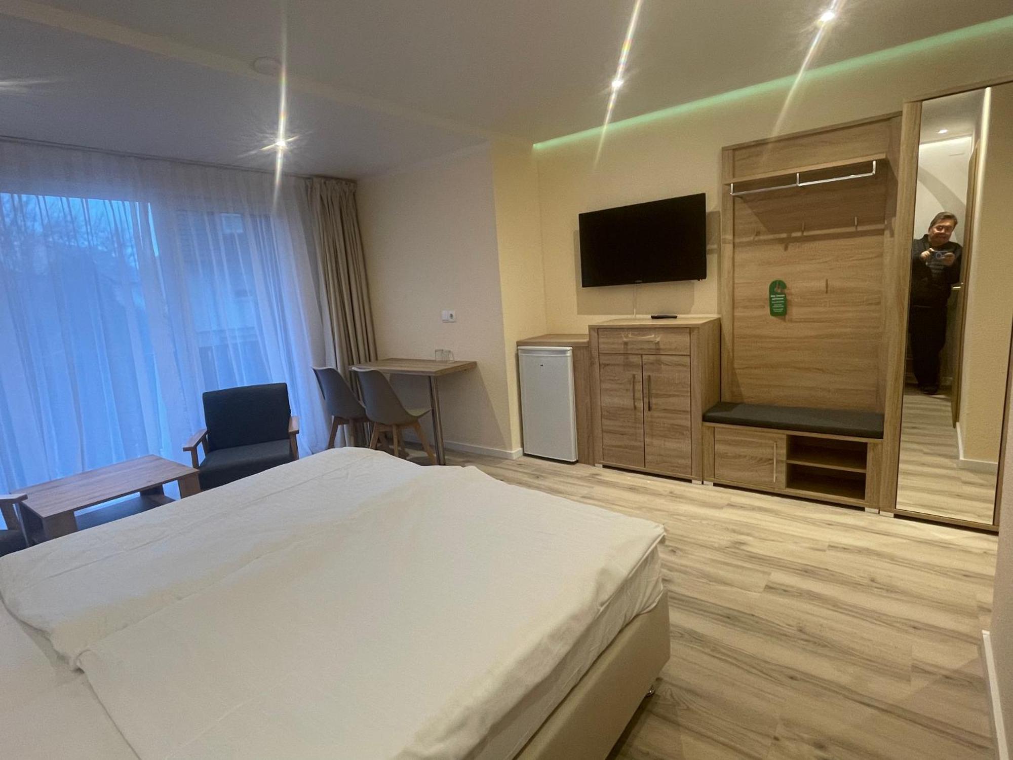 Hotel Andrea Crailsheim Luaran gambar